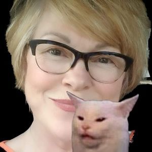 Meet your Posher, Debbie